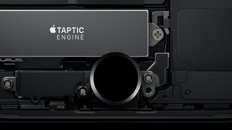 Зачем айфону твердотельные кнопки. Это iPhone 7, с которого началась эра Haptic Touch в айфонах. Изображение: Apple. Фото.