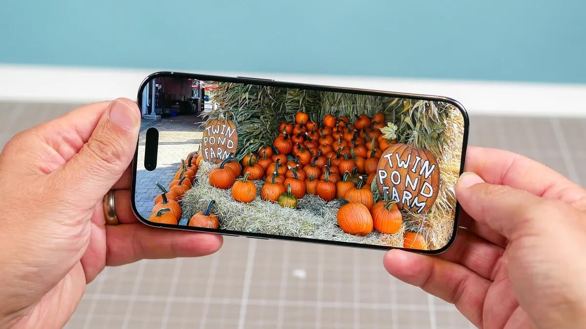 Вся правда об iPhone Air для реальной жизни: тянут ли батарейка и камера. При просмотре видео вам будет не хватать стереоэффекта. Изображение: tomsguide.com. Вся правда об iPhone Air для реальной жизни: тянут ли батарейка и камера. При просмотре видео вам будет не хватать стереоэффекта. Изображение: tomsguide.com. Фото.