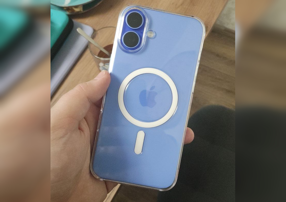Какие прозрачные чехлы для айфона не желтеют. Вот так классно мой iPhone 16 Plus смотрелся в прозрачном чехле. Какие прозрачные чехлы для айфона не желтеют. Вот так классно мой iPhone 16 Plus смотрелся в прозрачном чехле. Фото.