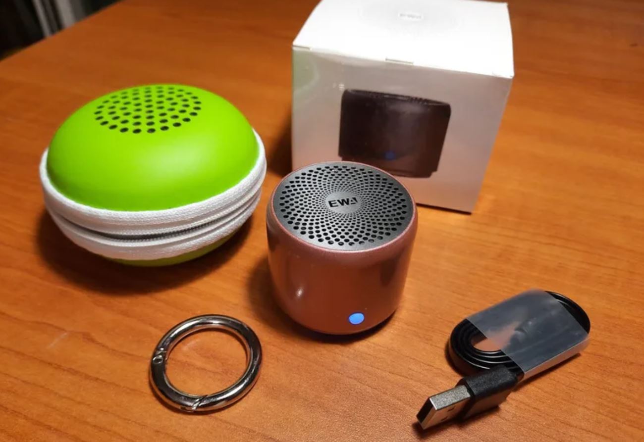Компактная Bluetoooth-колонка. Колонка EWA давно на AliExpress и пользуется спросом — пора ей стать вашей! Компактная Bluetoooth-колонка. Колонка EWA давно на AliExpress и пользуется спросом — пора ей стать вашей! Фото.