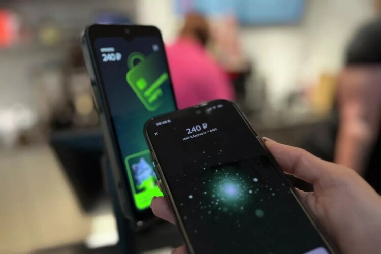 ВТБ запускает бесконтактную оплату на iPhone, как у Сбера и Т-Банка. Фото.