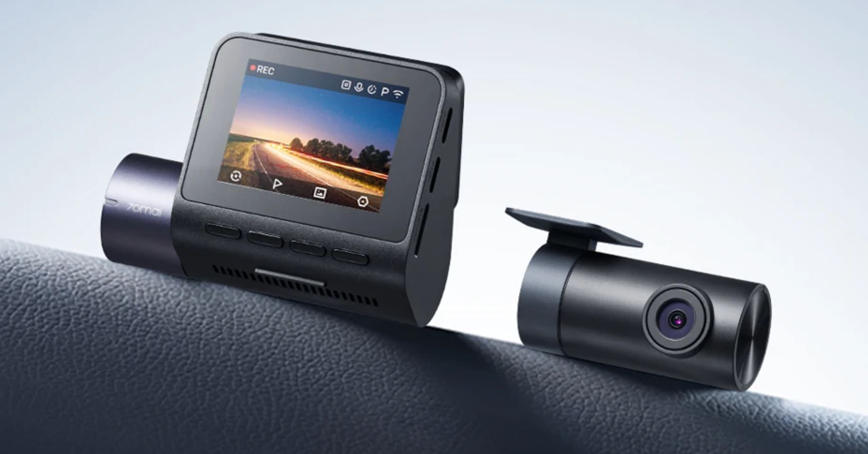 Надежный видеорегистратор с GPS. Видеорегистратор умеет снимать в темноте и даже во время длительной стоянки. Надежный видеорегистратор с GPS. Видеорегистратор умеет снимать в темноте и даже во время длительной стоянки. Фото.