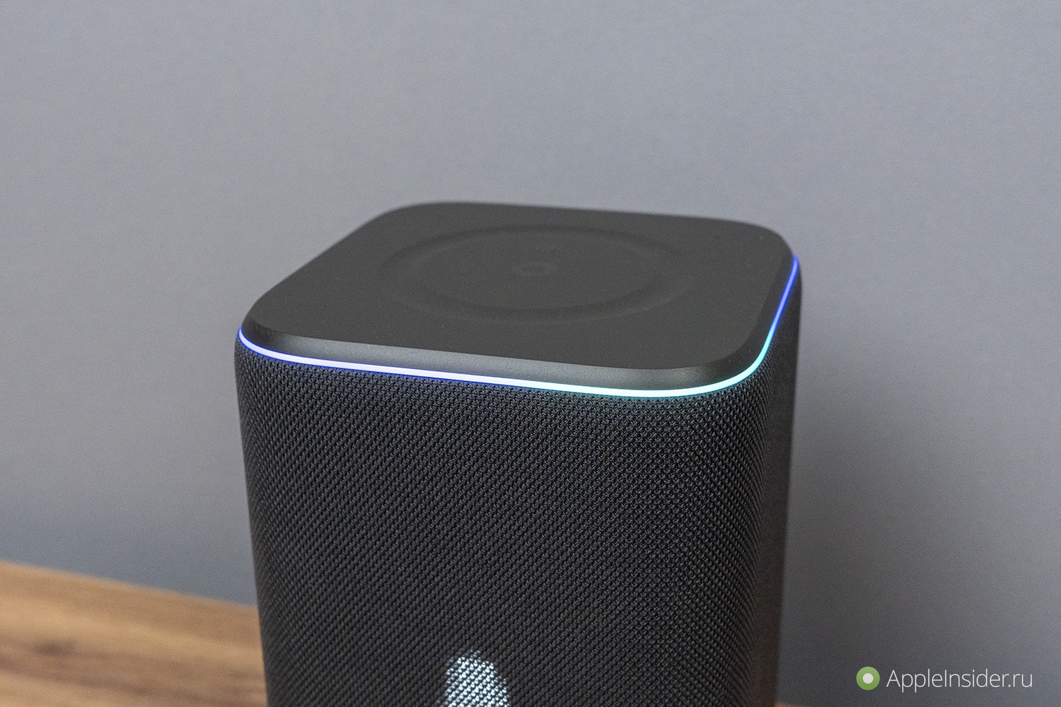 Алиса и программная часть. Отображение общения с колонкой и ее статусов выводится на световое кольцо по периметру. Алиса и программная часть. Отображение общения с колонкой и ее статусов выводится на световое кольцо по периметру. Фото.