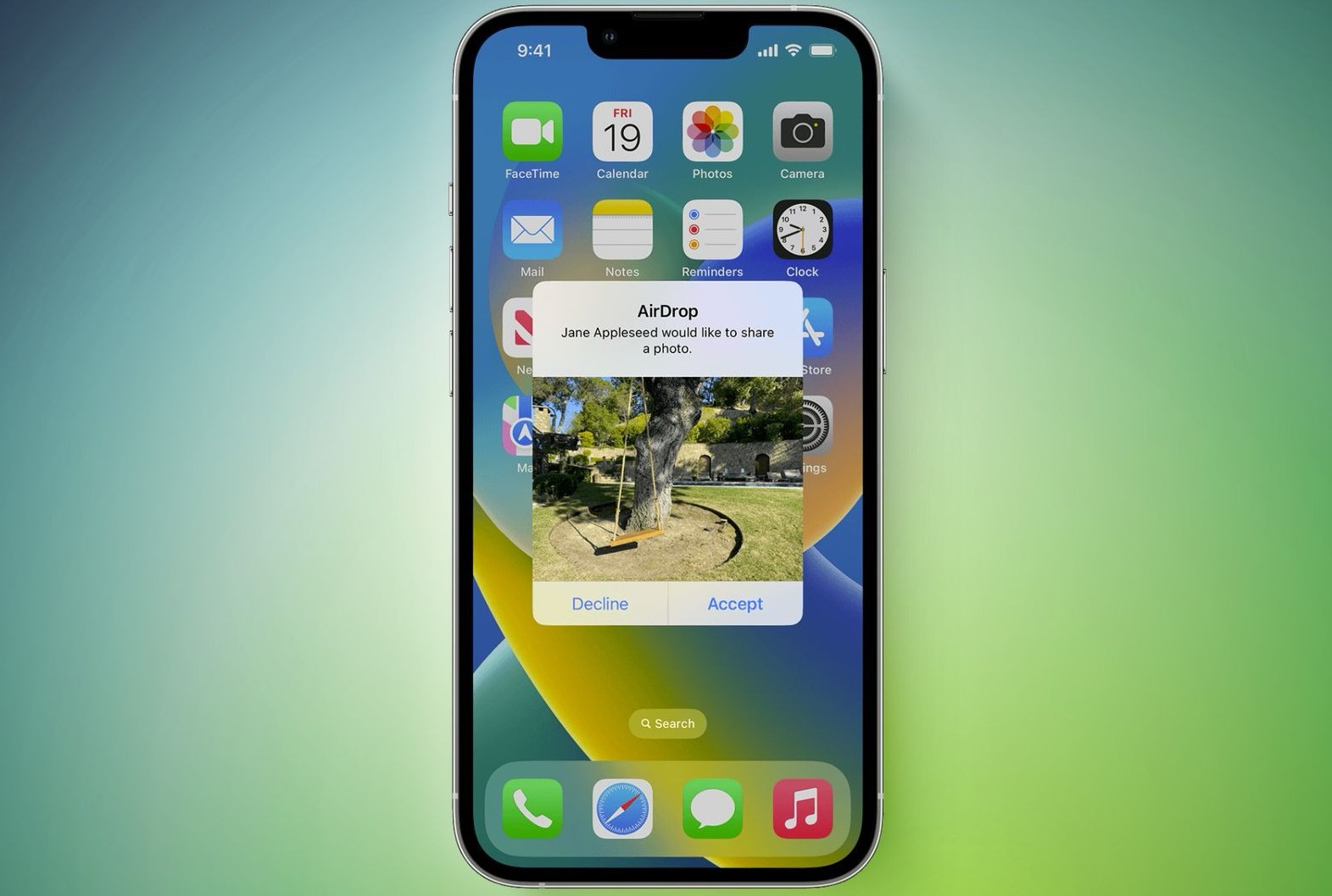Объясняем на пальцах, как работает передача файлов между iPhone, iPad и Mac через AirDrop. AirDrop позволяет быстро передавать файлы между iPhone, iPad и Mac. Изображение: macrumors.com. Фото.