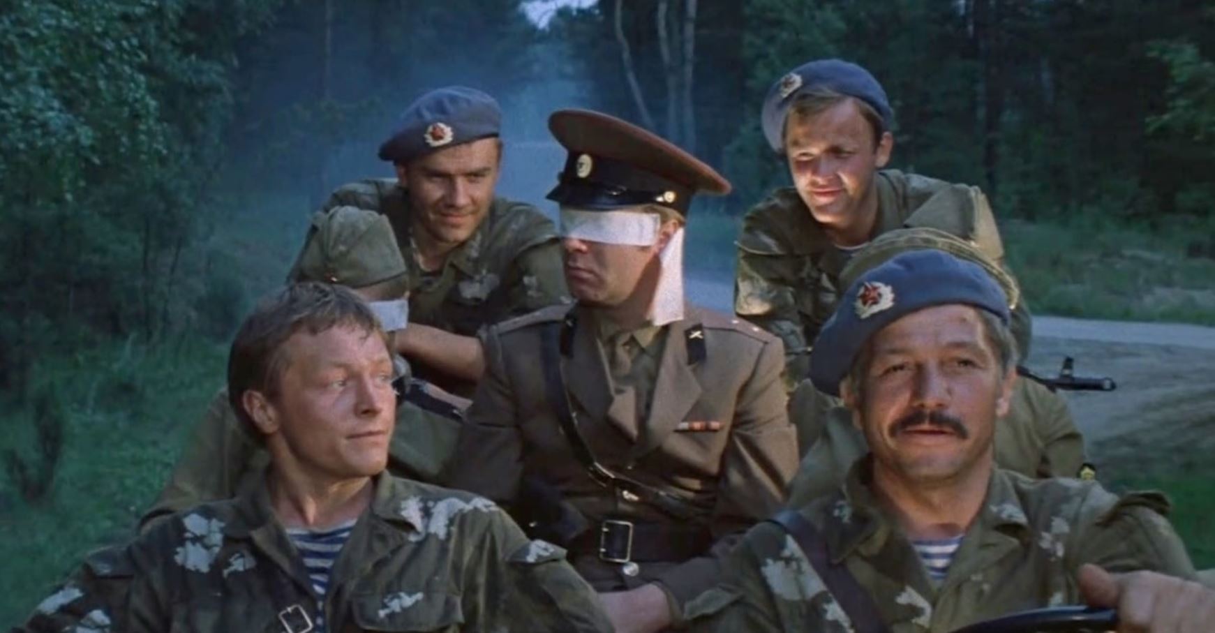 В зоне особого внимания. Советский боевик явно заслуживает вашего внимания. Фото: kino-teatr.ru. Фото.