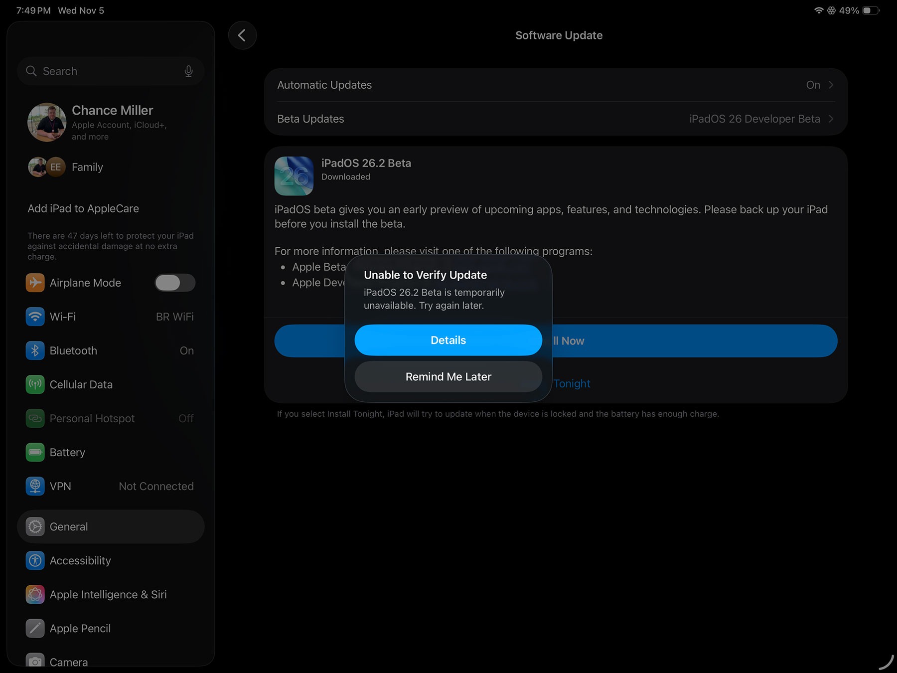 Apple временно заблокировала установку iOS 26.2 Beta 1 для части новых устройств. Что произошло? Судя по списку устройств, новая прошивка вызывает сбои в работе модемов Apple. Изображение: 9to5mac.com. Apple временно заблокировала установку iOS 26.2 Beta 1 для части новых устройств. Что произошло? Судя по списку устройств, новая прошивка вызывает сбои в работе модемов Apple. Изображение: 9to5mac.com. Фото.