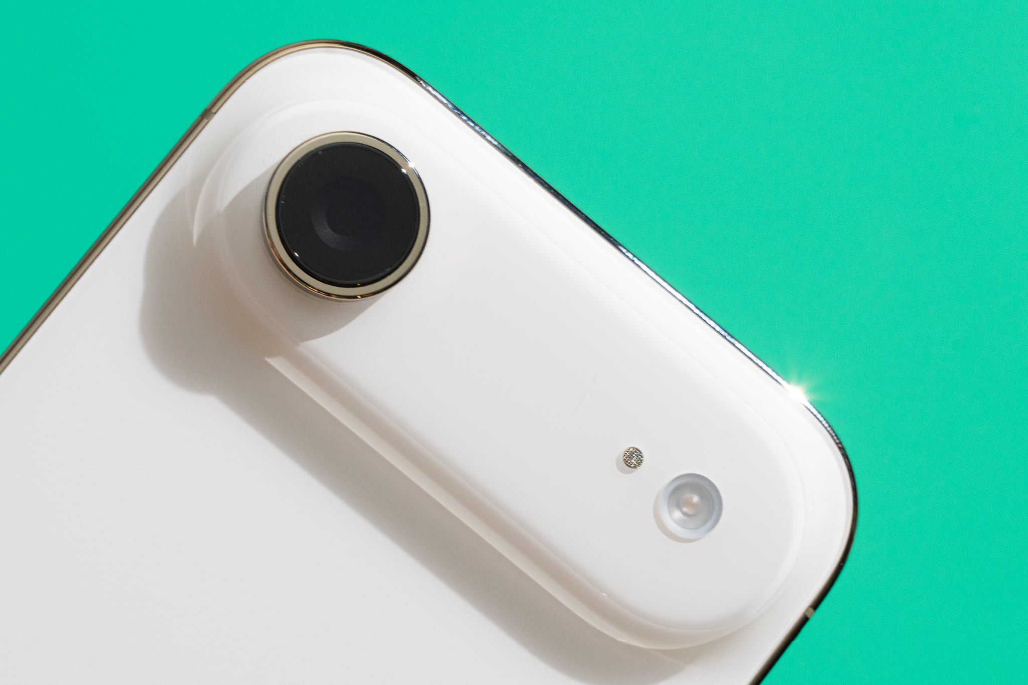 Камеру в iPhone Air оценили на уровне флагманов 2021 года: плюсы, минусы и ограничения одного объектива