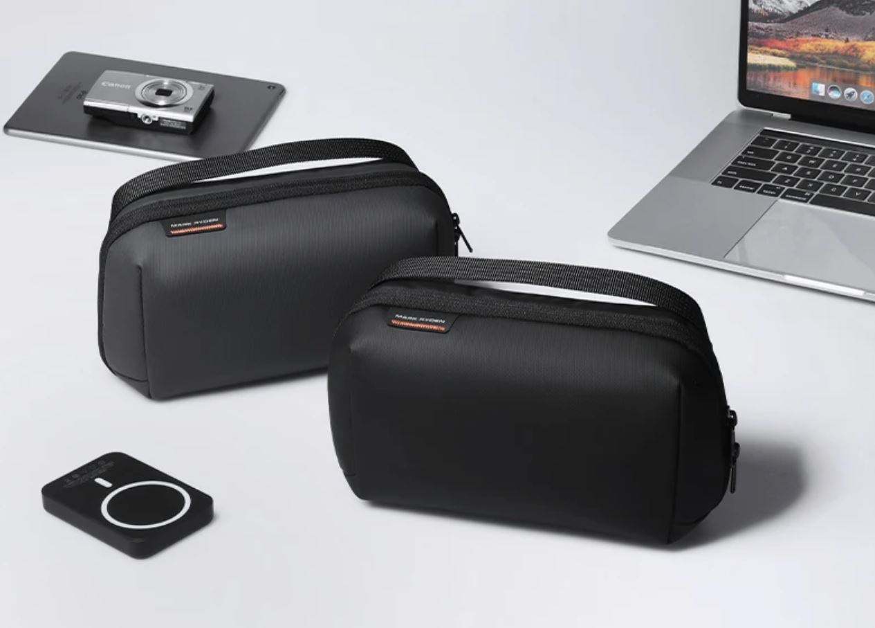 Сумка для гаджетов. Стильная сумка станет отличным хранилищем для ваших аксессуаров. Сумка для гаджетов. Стильная сумка станет отличным хранилищем для ваших аксессуаров. Фото.