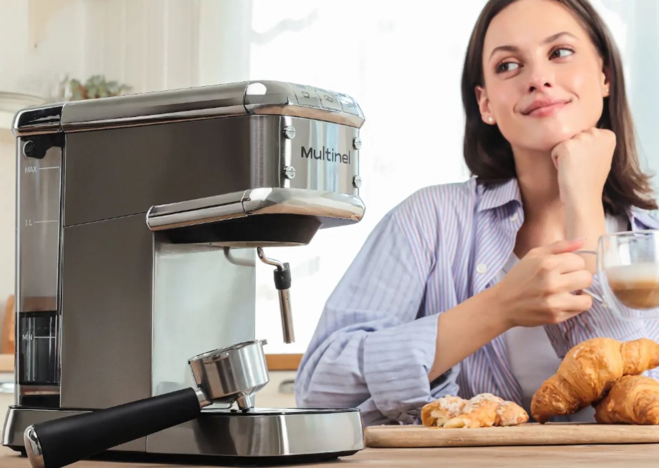 Что за кофемашина Multinel Krema. Multinel Krema проста в управлении и доступна, а также имеет ряд полезных функций. Фото.