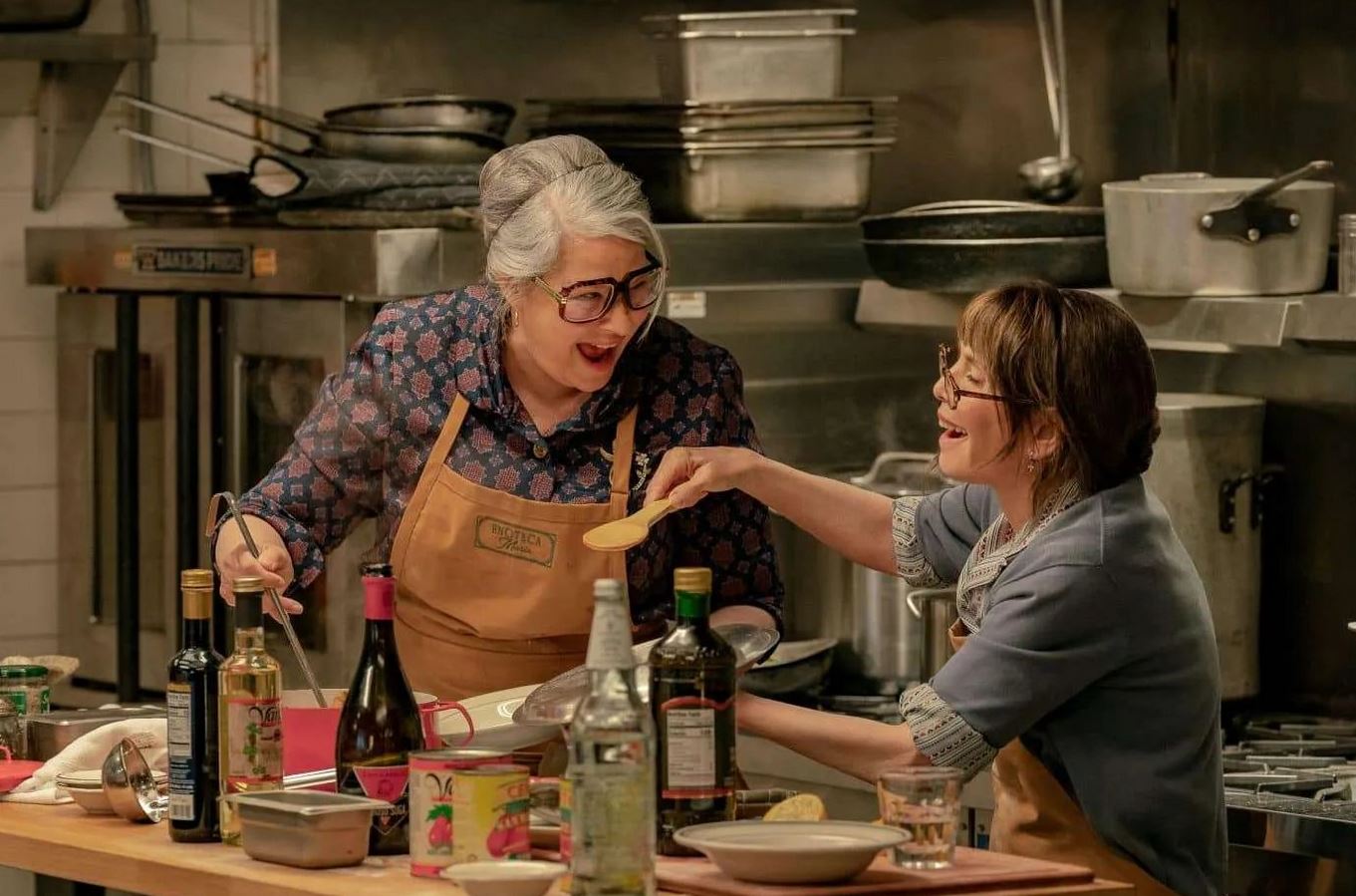 Бабули. Душевная комедия, в которой очень много сцен еды. Фото: film.ru. Фото.