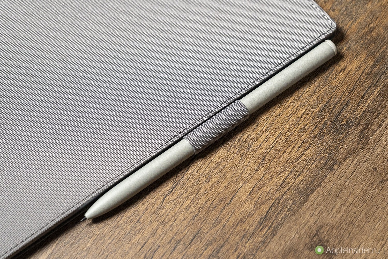 Сенсорный E-Ink экран с поддержкой стилуса. Или к чехлу. Фото.