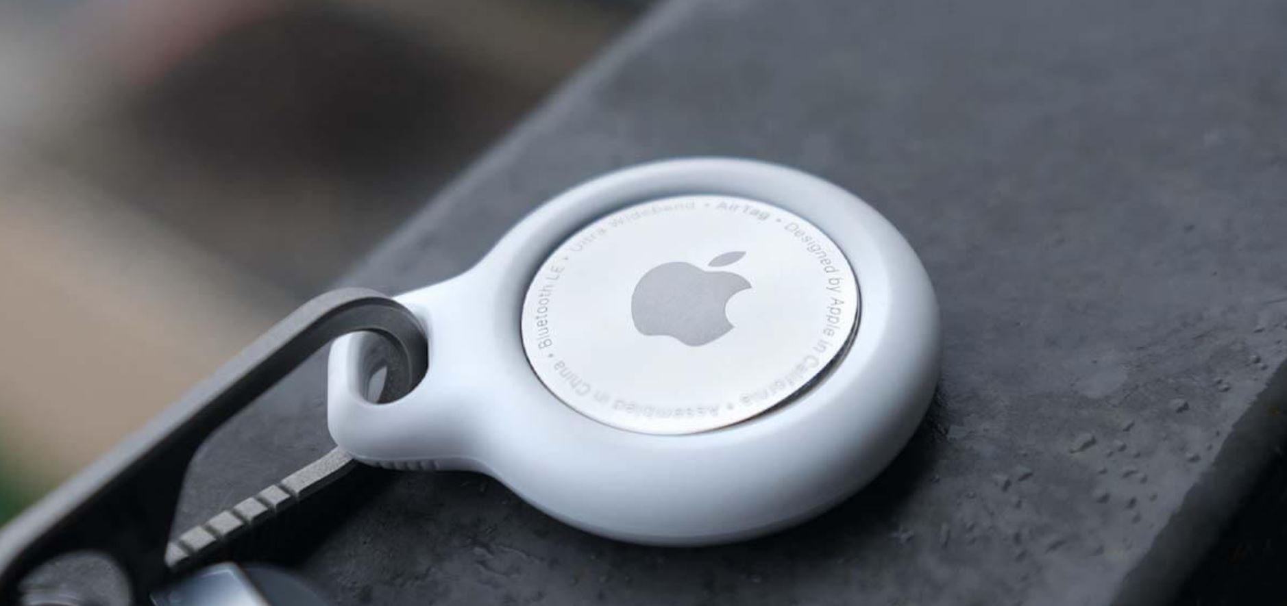 Почему стоит купить AirTag. AirTag поможет не потерять свои вещи. Фото: .forza-refurbished.nl. Фото.