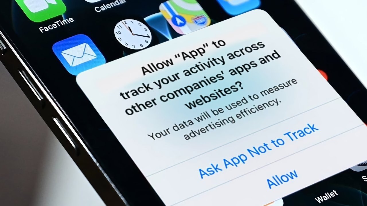 Айфон пишет: “Разрешить отслеживать вашу активность в других приложениях и на сайтах”. Что это значит и стоит ли разрешать?