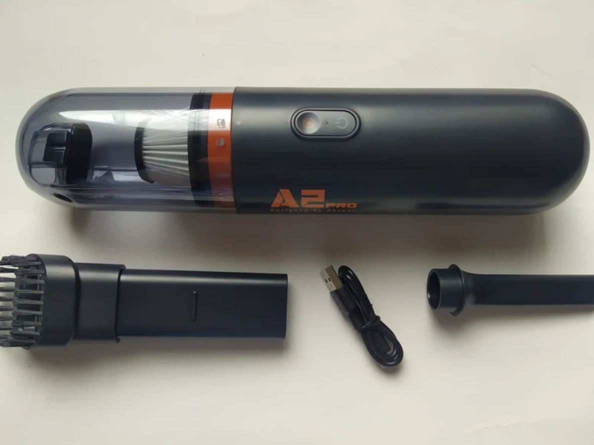 Автомобильный пылесос с насадками. Пылесос Baseus отличается не только характеристиками, но и надежностью! Фото.