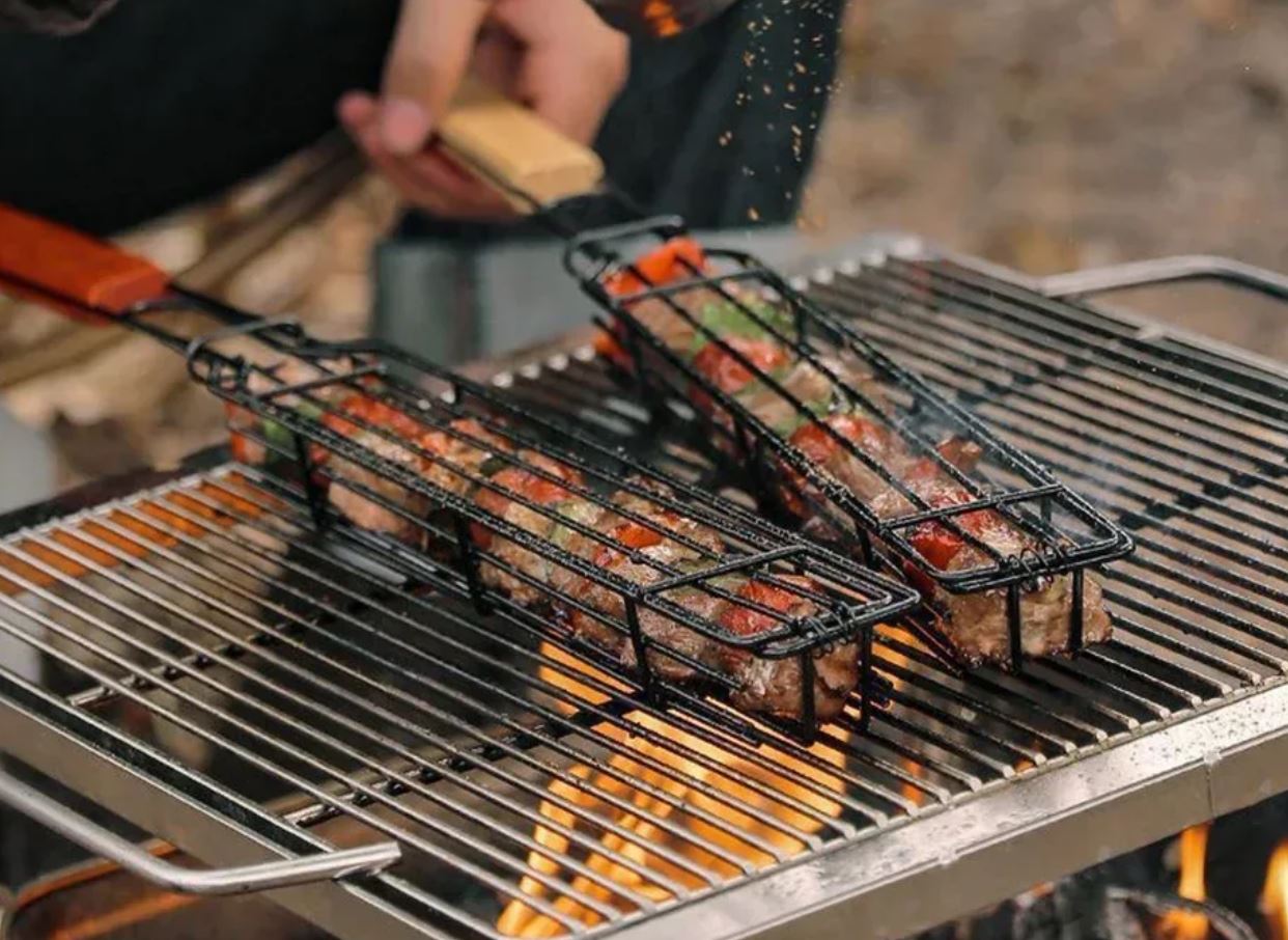 Корзина для гриля. Возьмите себе классную решетку для гриля и почувствуйте себя шеф-поваром! Фото.