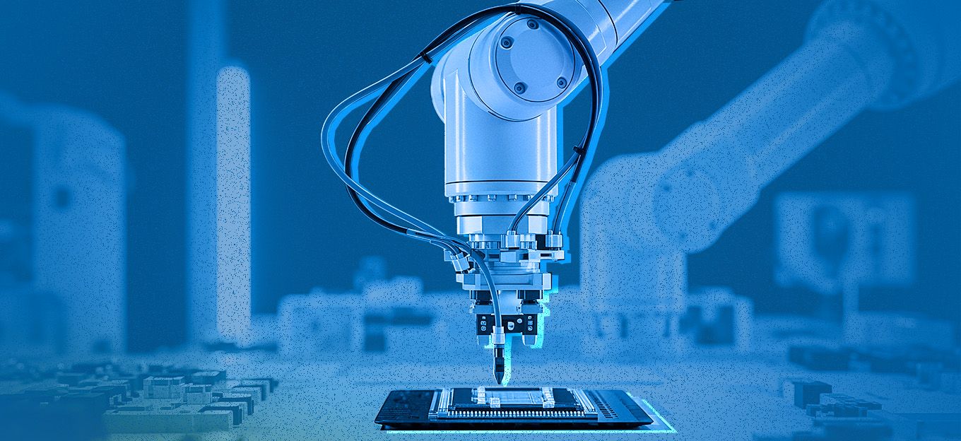 Когда заблокируют eSIM в России. Производство SIM сопряжено не только с установкой оборудования — есть еще программные нюансы. Изображение: iotforall.com. Фото.