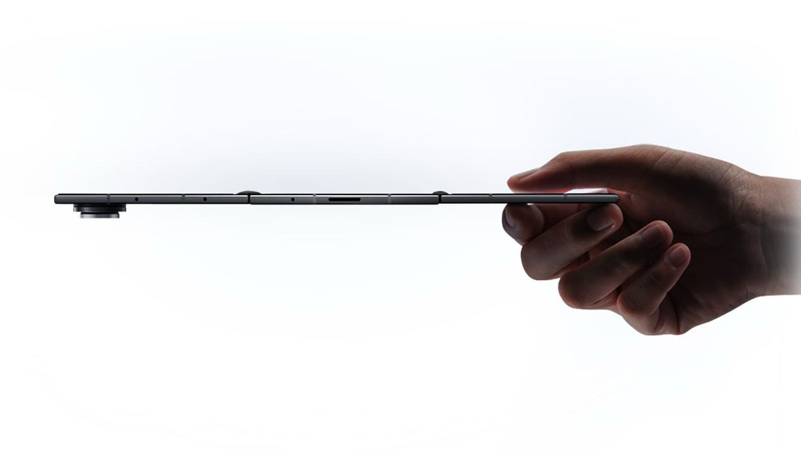 Samsung утер нос iPhone Fold за год до выхода и показал Apple, каким должен быть настоящий складной смартфон. Толщина впечатляет. Фото.