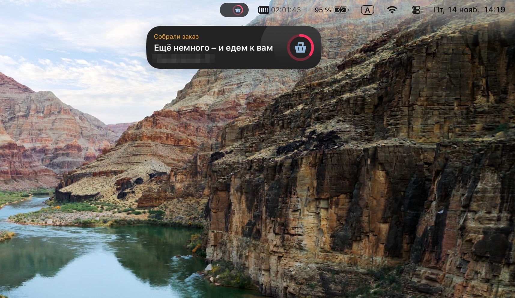 Как изменились виджеты Live Activities на iPhone в iOS 26. На Mac Live Activities работают только в связке с iPhone. Изображение: 9to5mac.com. Фото.