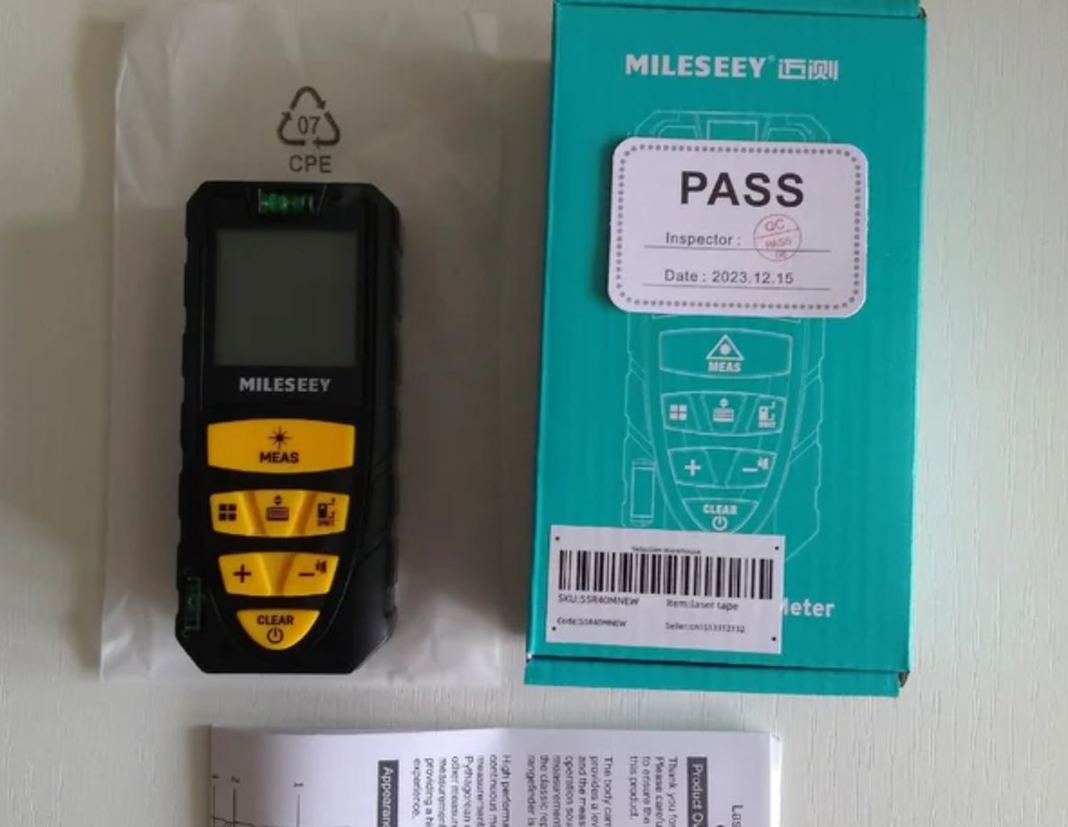 Лазерный дальномер. Отличный дальномер для ремонта и перестановок в доме. Фото.