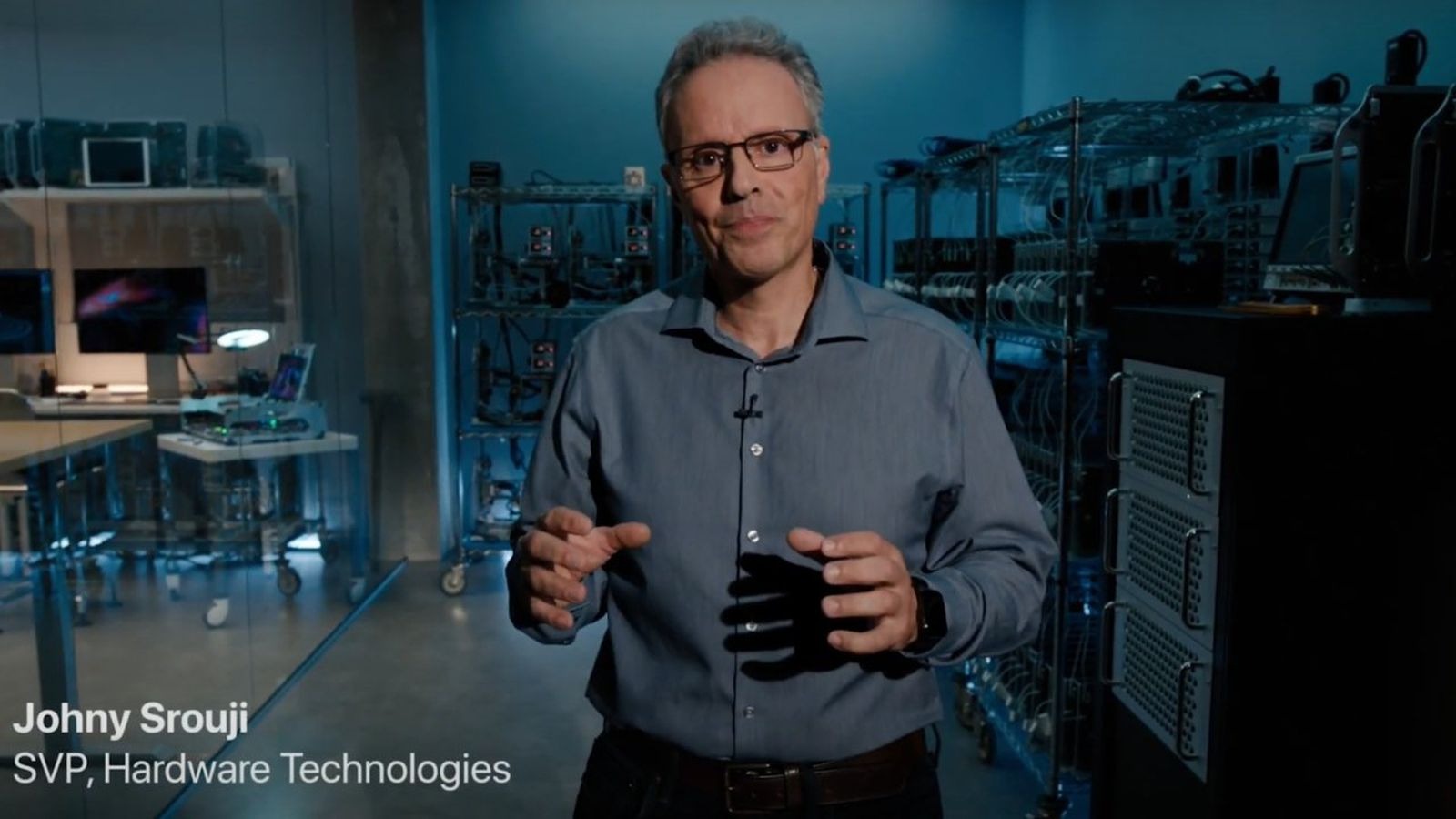 Кто возглавит Apple. Потеря Сруджи может стать невосполнимой, но компания пытается сохранить его всеми силами. Изображение: macrumors.com. Кто возглавит Apple. Потеря Сруджи может стать невосполнимой, но компания пытается сохранить его всеми силами. Изображение: macrumors.com. Фото.