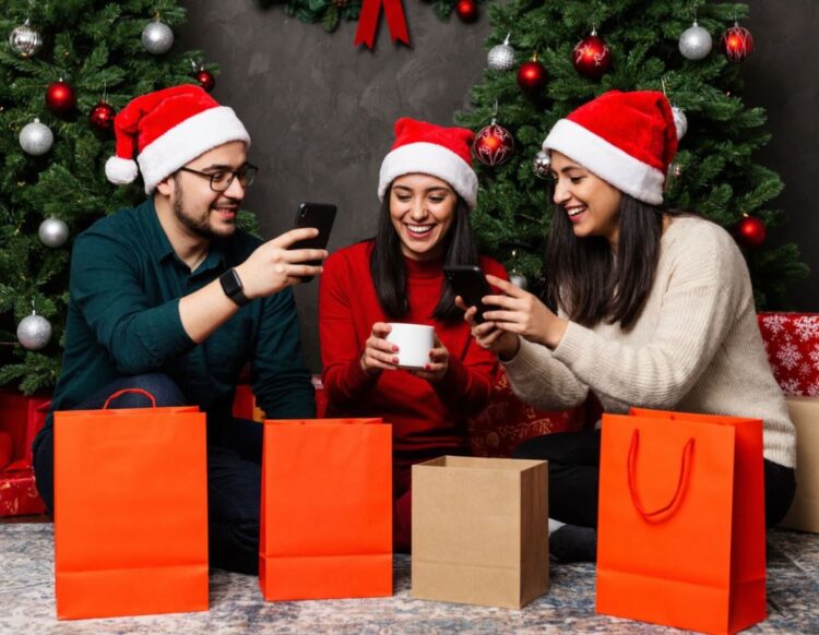 «Дни выгоды» на AliExpress скоро закончатся. Что успеть купить на Новый год, пока идет распродажа. Фото.