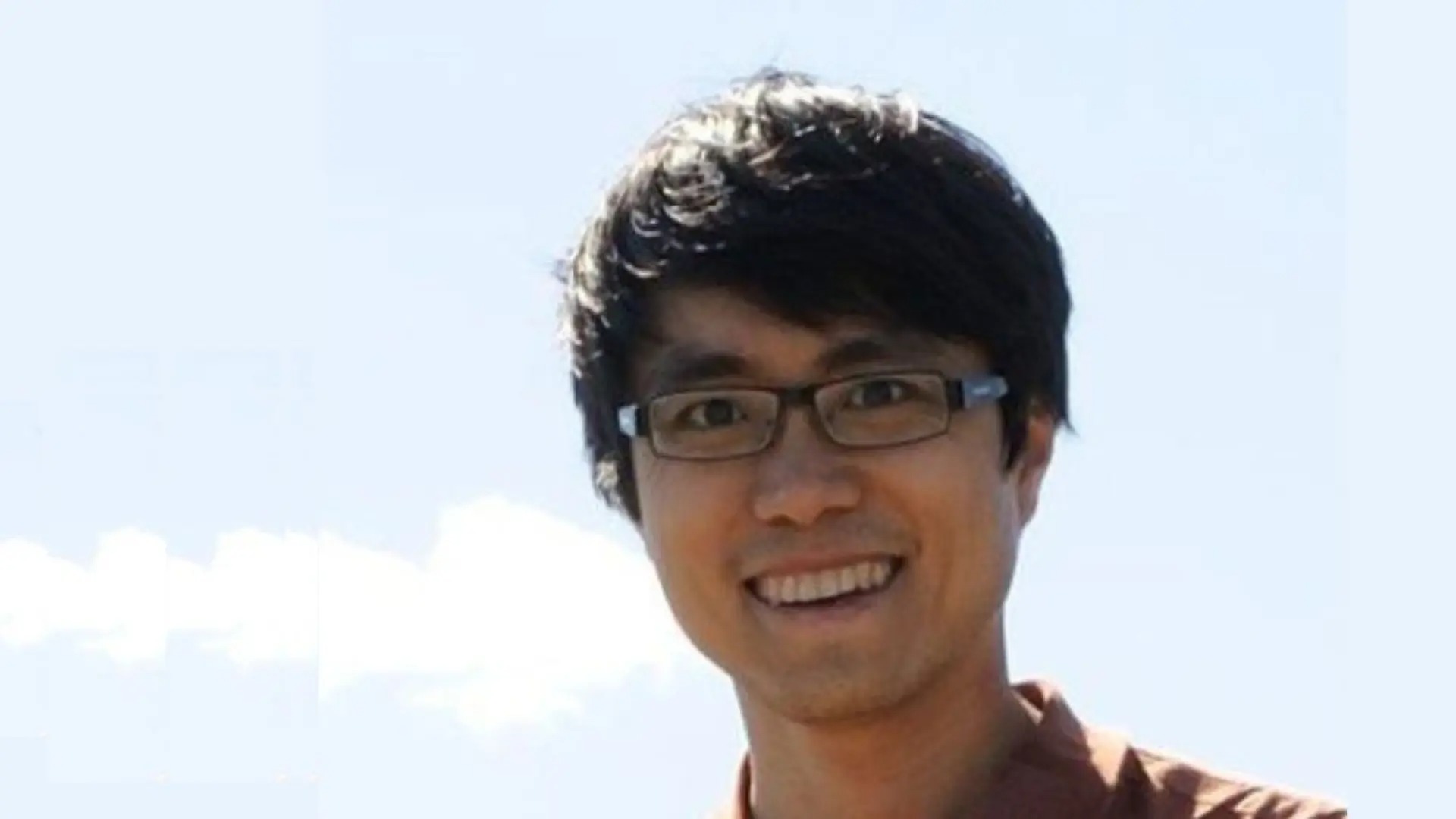 Кто уволился из Apple. Руоминг Панг — одна из ключевых потерь для ИИ от Apple. Изображение: 20minutos.es. Кто уволился из Apple. Руоминг Панг — одна из ключевых потерь для ИИ от Apple. Изображение: 20minutos.es. Фото.