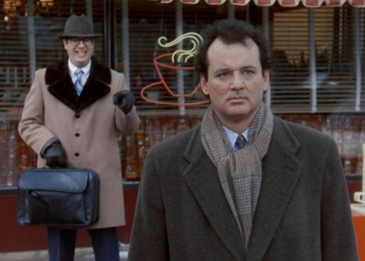 День сурка. Билл Мюррэй в легендарной комедии про работу, которая актуальна и по сей день. Фото: sostav.ru. День сурка. Билл Мюррэй в легендарной комедии про работу, которая актуальна и по сей день. Фото: sostav.ru. Фото.