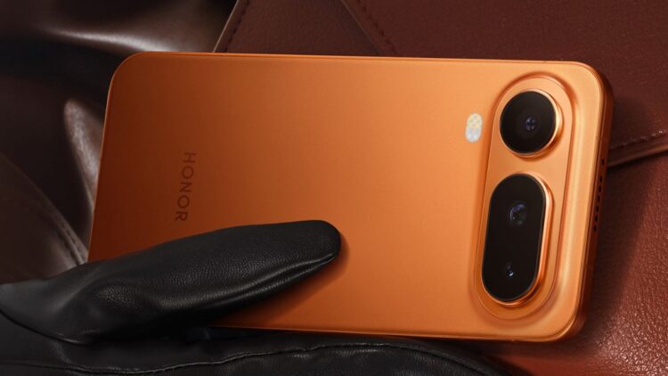 Вслед за iPhone 17 Pro Honor скопировала iPhone Air. Новый клон смартфона Apple во всем лучше оригинала. Фото.