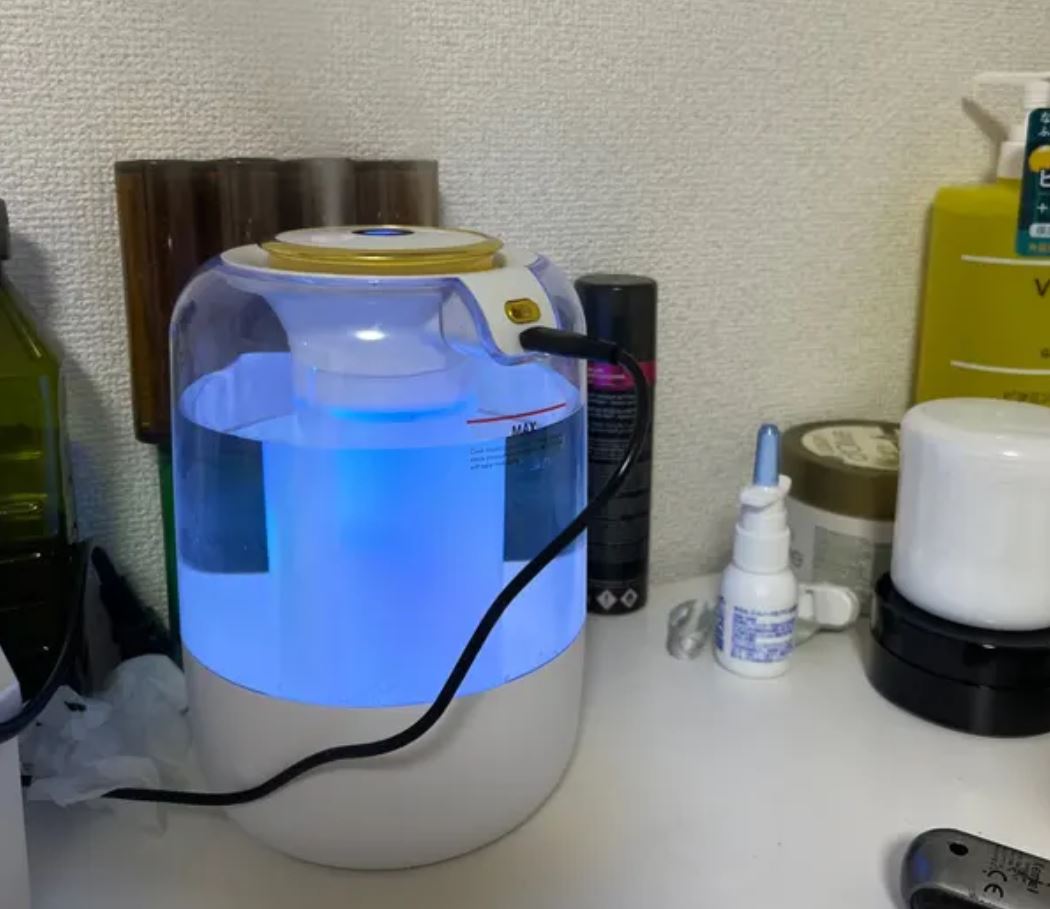 Увлажнитель воздуха с подсветкой. Увлажнитель воздуха станет еще и дополнением для интерьера дома. Фото.