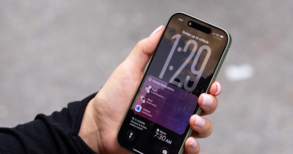 iOS 26.3 iPhone'il: kiirus on hea, aku kulub kiiremini