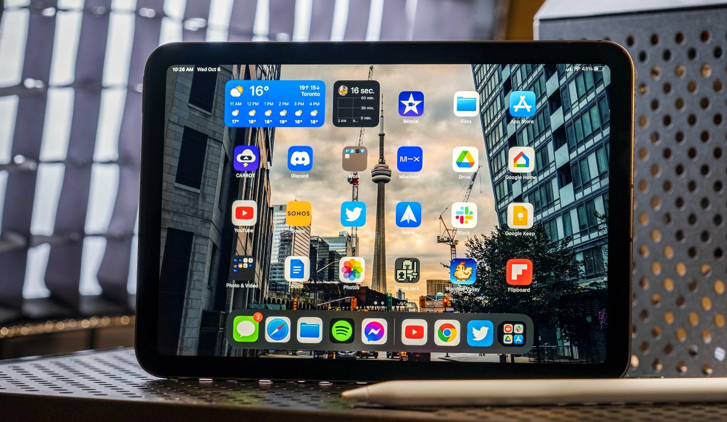 Чем iPad mini 8 будет отличаться от iPad mini 7 и стоит ли ждать новый компактный планшет Apple. Принципиально дизайн планшета не изменится, а вот если он получит защиту от воды и пыли, будет круто. Изображение: mobilesyrup.com. Фото.