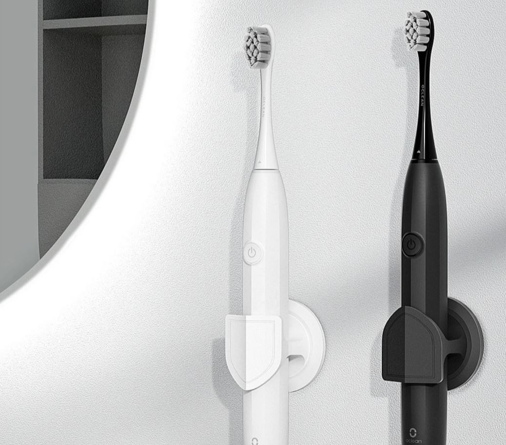 Электрическая щетка вместо Oral-B. Щетка Oclean позаботится о белоснежной улыбке вашей второй половинки. Фото.