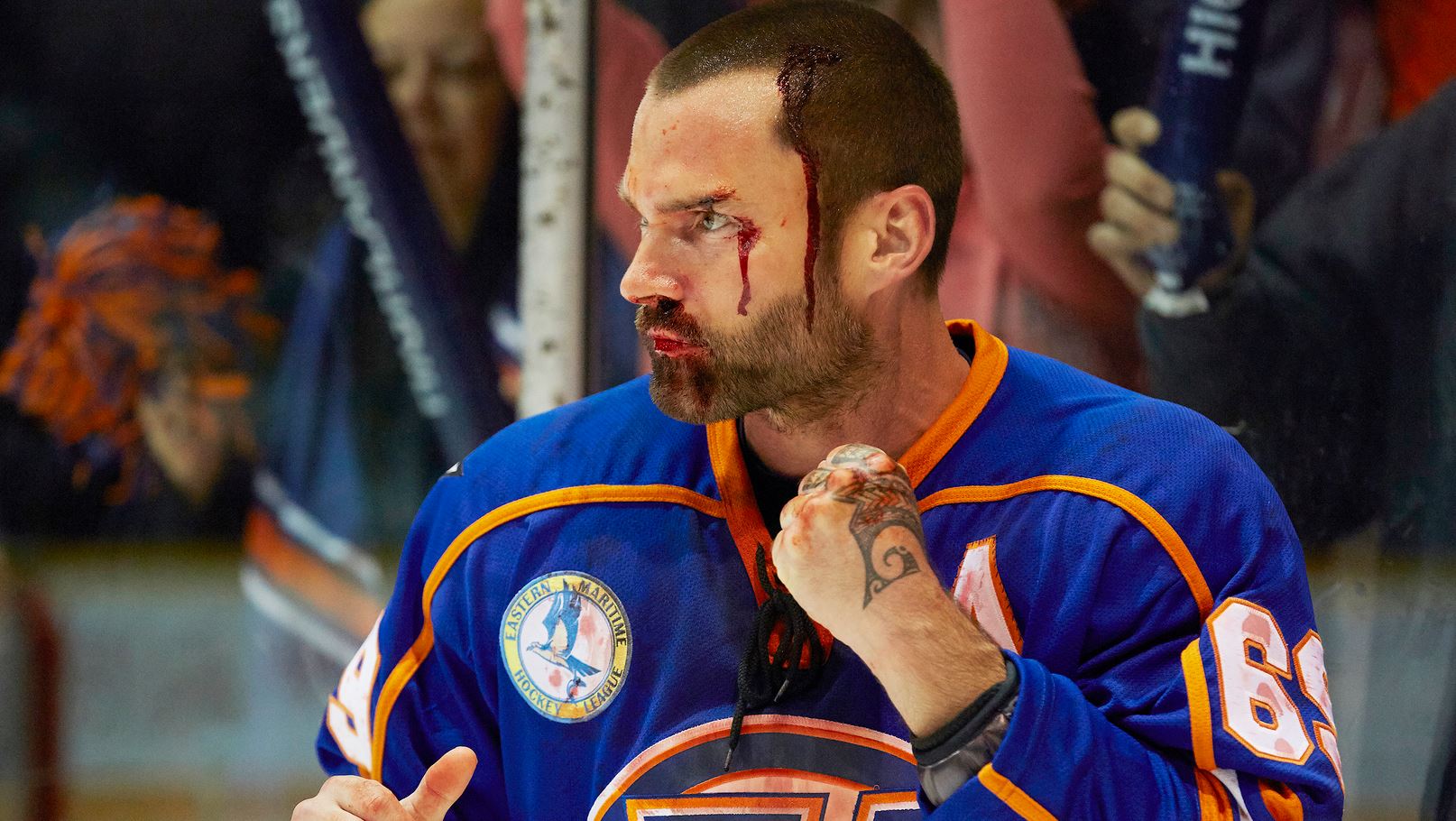 Вышибала — комедия про хоккей. Шон Уильям Скотт становится хоккеистом в комедии «Вышибала». Фото: afisha.ru. Фото.