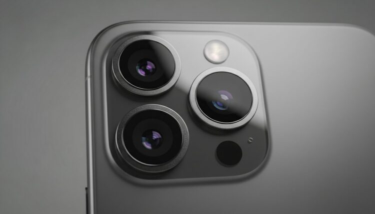 Как на самом деле работают 3 камеры в Айфоне и что происходит со светом внутри. Фото.