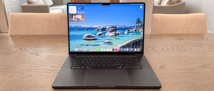 Я протестировал MacBook Pro 16 дюймов M5 Pro — производительность и автономность превзошли все ожидания. Я протестировал MacBook Pro 16 дюймов M5 Pro — производительность и автономность превзошли все ожидания. Фото.