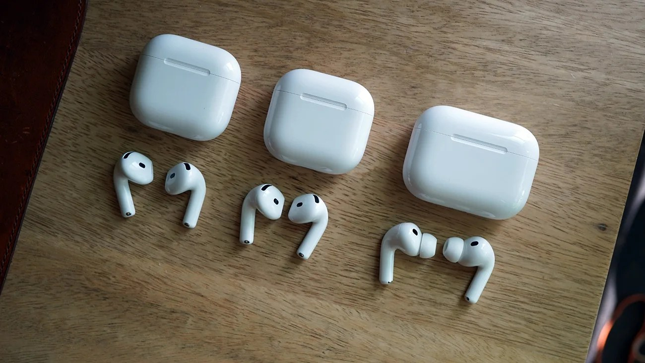 Выбираем AirPods в начале 2026. Изображение: gearpatrol.com. Фото.