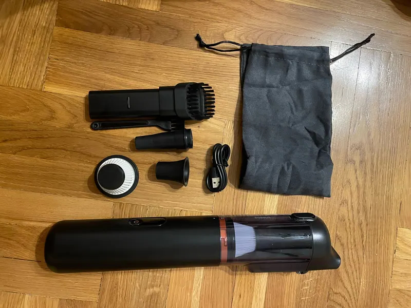 Мощный автомобильный пылесос. Простой вариант навести порядок в автомобиле. Фото.