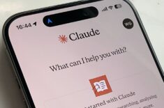 Нейросеть Claude Code: как оплатить из России и писать промпты. Нейросеть Claude Code: как оплатить из России и писать промпты. Фото.