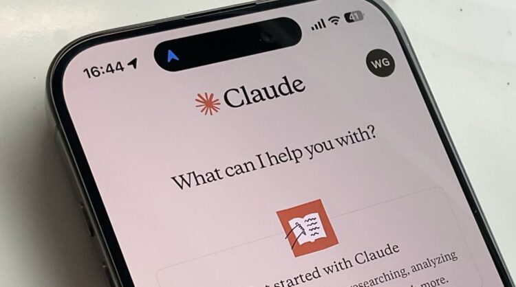 Нейросеть Claude Code: как оплатить из России и писать промпты. Нейросеть Claude Code: как оплатить из России и писать промпты. Фото.