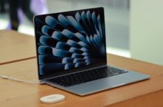 Где сегодня выгоднее всего покупать MacBook в России. Фото.