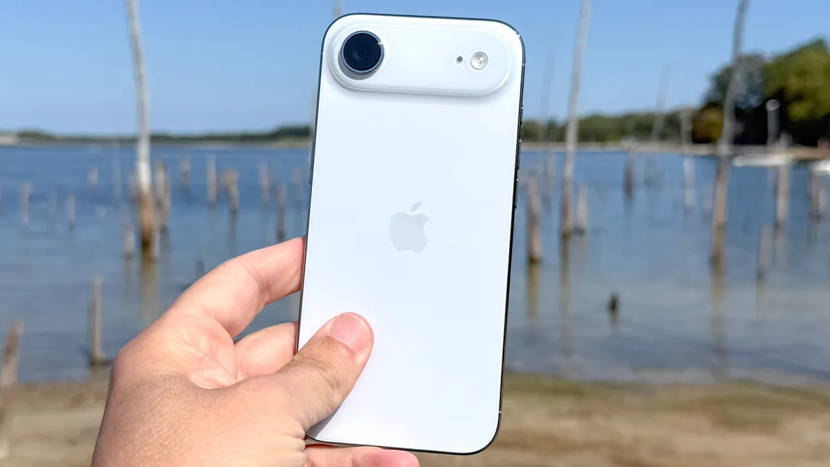 iPhone Air 2: когда выйдет и стоит ли ждать вместо покупки сейчас. Air хорош, но надо знать, для каких задач вы его берете. Изображение: tomsguide.com. Фото.