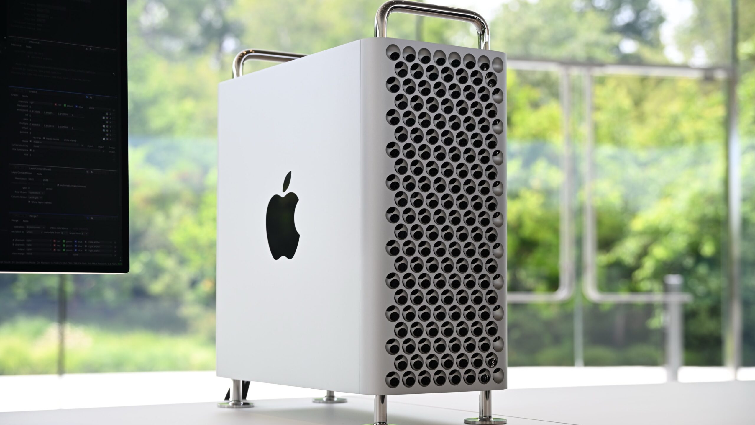 Стоит ли владельцам Mac Pro беспокоиться о поддержке и обновлениях. Текущие Mac Pro еще будут нормально работать много лет. Изображение: appleinsider.com. Фото.