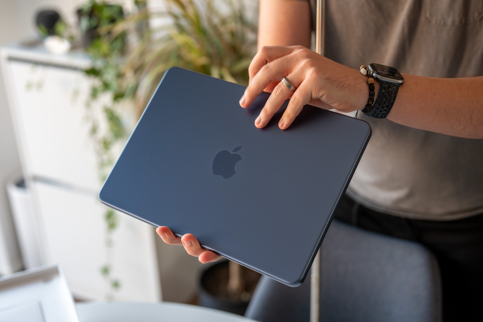 Как MacBook Neo за 9 может переманить пользователей Windows. В любом из представленных цветов гаджет выглядит шикарно. Изображение: letemsvetemapplem.eu. Фото.