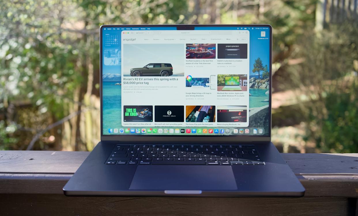 Что выбрать: MacBook Pro 14 или 16. Хотите максимальную мощность? Берите «шестнашку». Изображение: engadget.com. Фото.