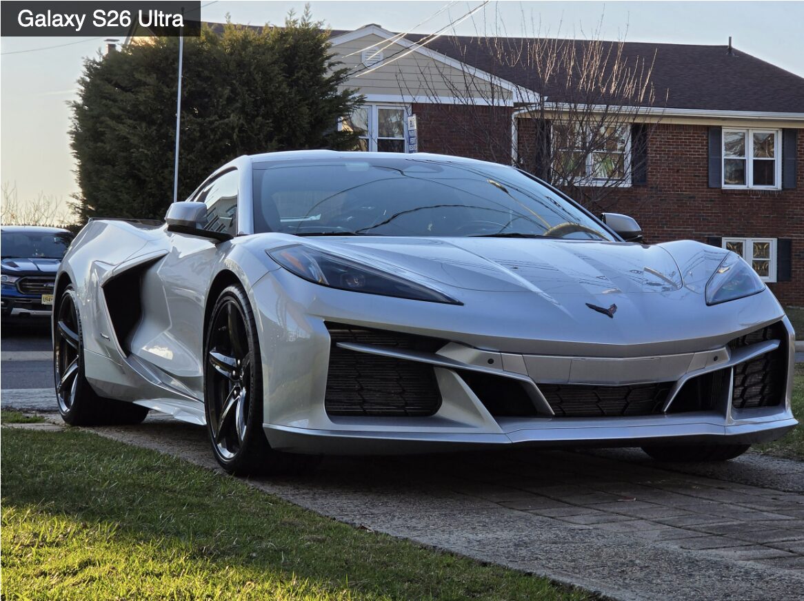 В чём Galaxy S26 Ultra лучше iPhone 17 Pro Max. S26 Ultra отлично справился с автомобилем. Изображение: tomsguide.com. Фото.