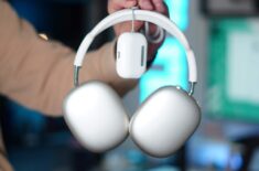 Сравнение AirPods Max 2 и AirPods Pro 3: какие наушники Apple выбрать. Сравнение AirPods Max 2 и AirPods Pro 3: какие наушники Apple выбрать. Фото.