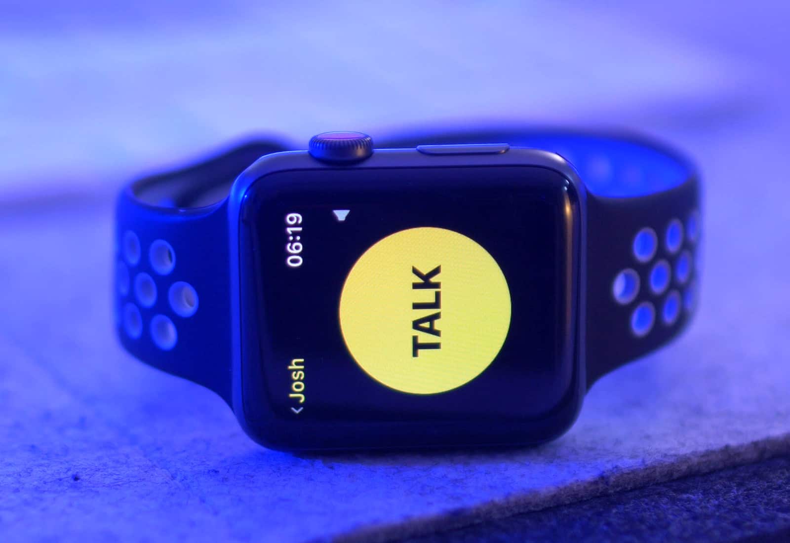 Рация на Apple Watch из ОАЭ. Может не работать рация. Но вы всерьез от этого расстроены?. Фото.