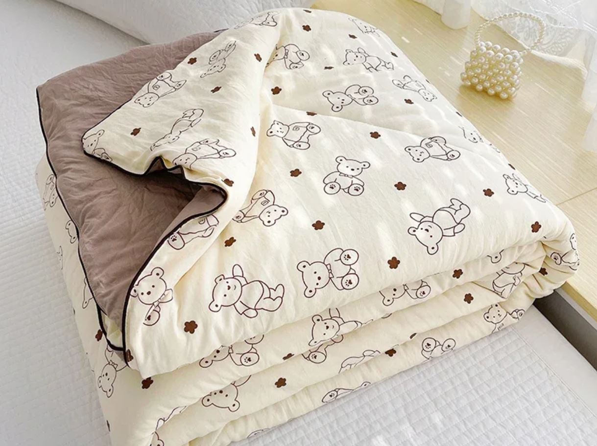 Лёгкое двойное одеяло на весну и лето. Классное одеялко, с которым будет комфортно спать летом. Фото.