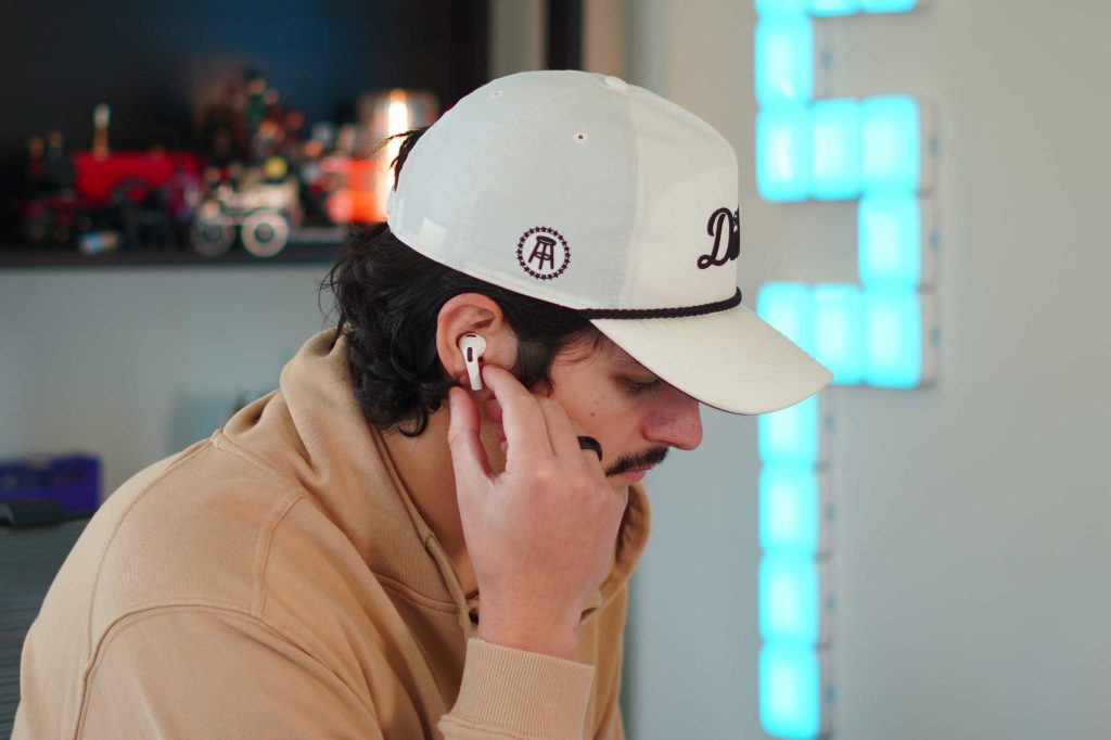 Проводное подключение AirPods Max 2 по USB-C раскрывает lossless-аудио