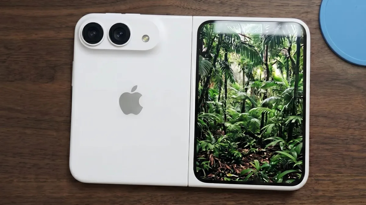 Стоит ли покупать складной iPhone на старте продаж. Вы точно захотите новый смартфон от Apple. Хотя бы попробовать. Фото.